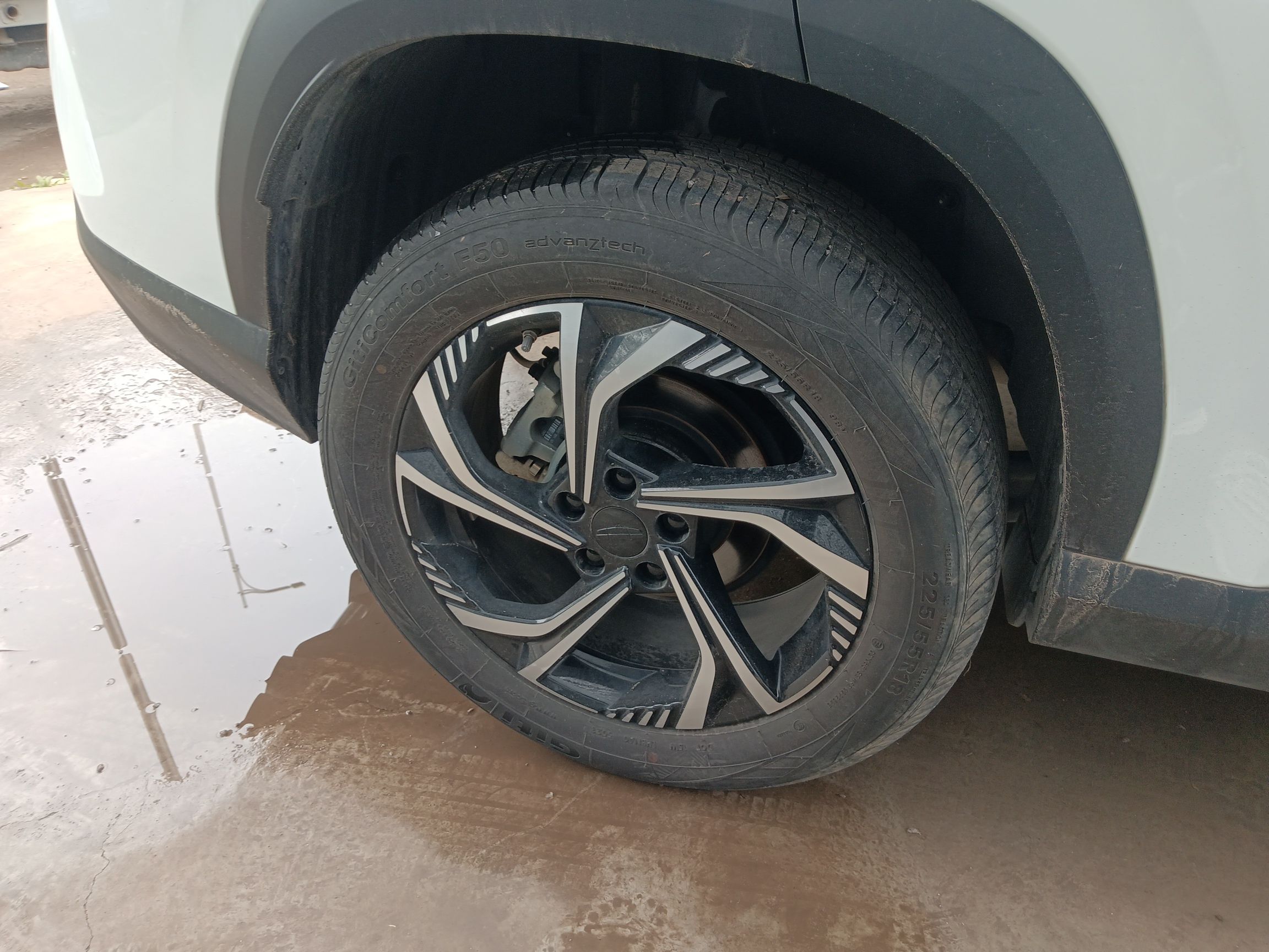 Geely Auto Emgrand X7 Sport 2023 Boyue COOL 1.5TD Smart Connect+ — снимка 11