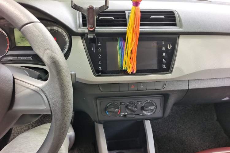 Used Skoda Fabia 2016 1.4L Automatic Car Enjoy Edition