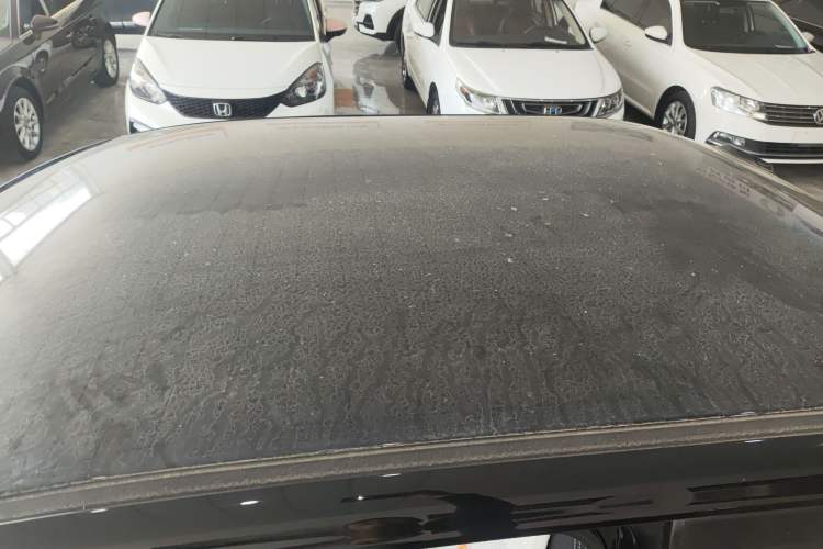 Used Baojun E300 2020 Plus Interstellar Smart Edition Roof