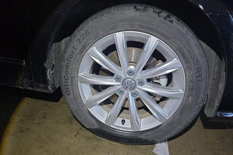 Used Volkswagen Passat 2017 330TSI DSG Luxury Edition
