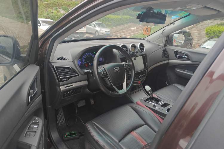 Used BYD S7 2015 2.0T Automatic Prestige Model Driver Seat