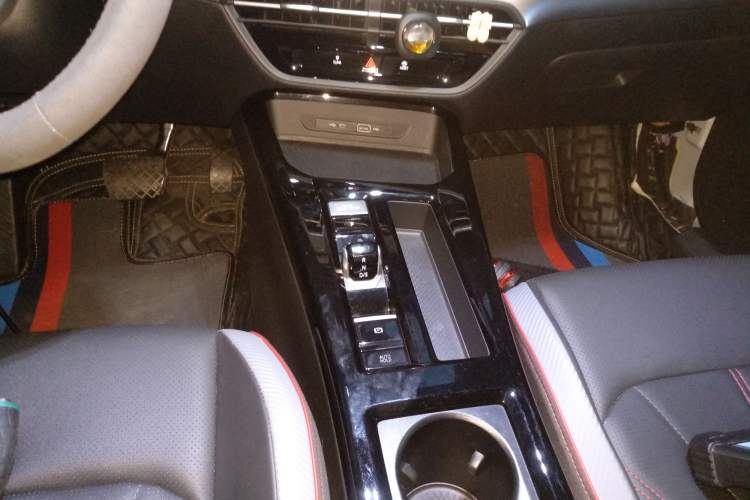 Used Volkswagen Lamando 2022 Lingdu L 280TSI DSG Spicy Edition Gear Lever