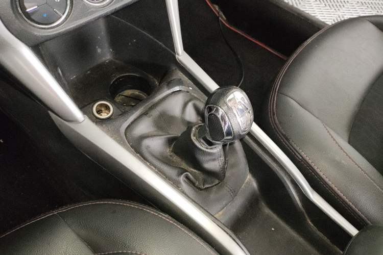 Used Citroen C3-XR 2015 1.6L Manual Pioneer Model Gear Lever