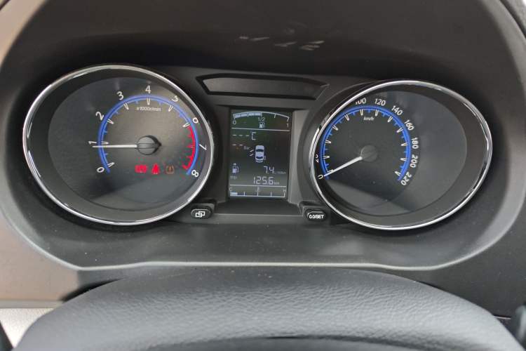 Used FORTHING S500 2016 1.6L Manual Luxury Version
