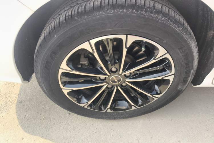 Used Roewe iMAX8 2021 Model 400TGI Exclusive Version for Key Accounts