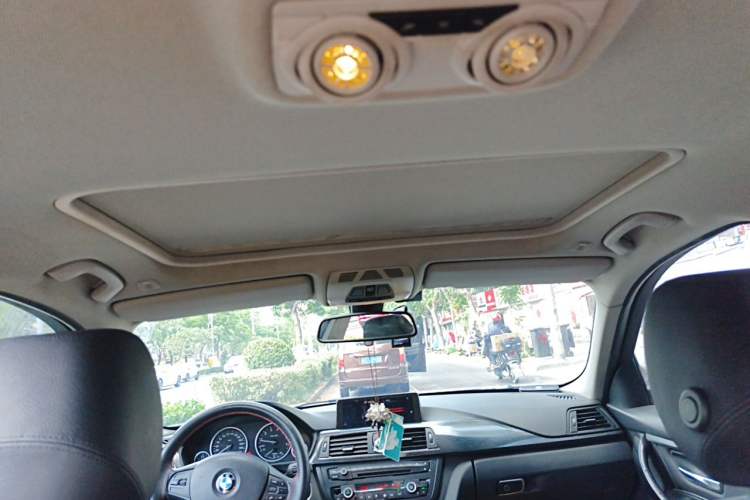 Used BMW 3 Series 2014 320Li Fashion Model
