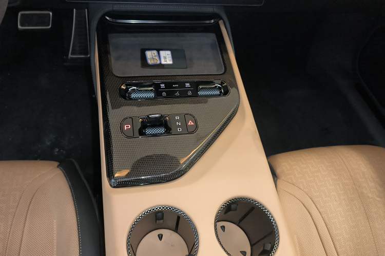 Used Lotus EMEYA 2024 EMEYA R+
