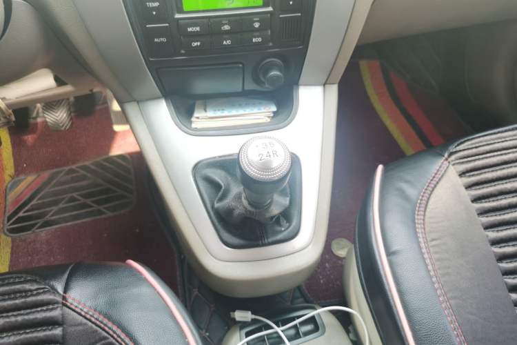 Used Hyundai Tucson 2006 2.0L Manual 4x4 Luxury Version