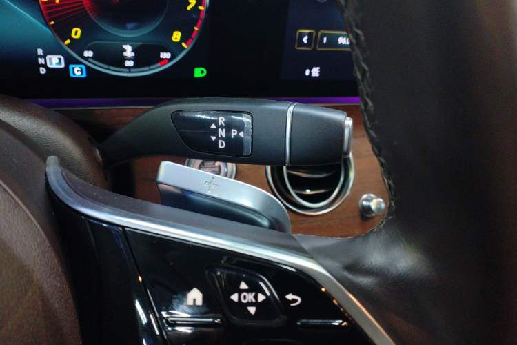 Used Mercedes-Benz E-Class 2023 Updated E 300 L Luxury Edition
