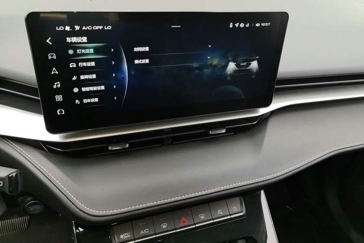 Used Haval H6 2021 3rd Generation 1.5T Automatic Two-Wheel Drive Pro Audio And AC Panel