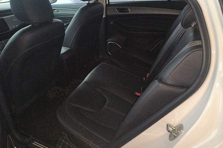 Used Chery Arrizo 5 2019 Revised PRO 1.5L CVT Youth Edition China VI Standard Left Rear Seat