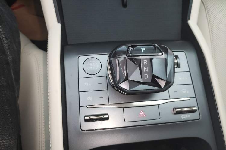 Used BYD Qin L 2024 DM-i 80KM Leading Model