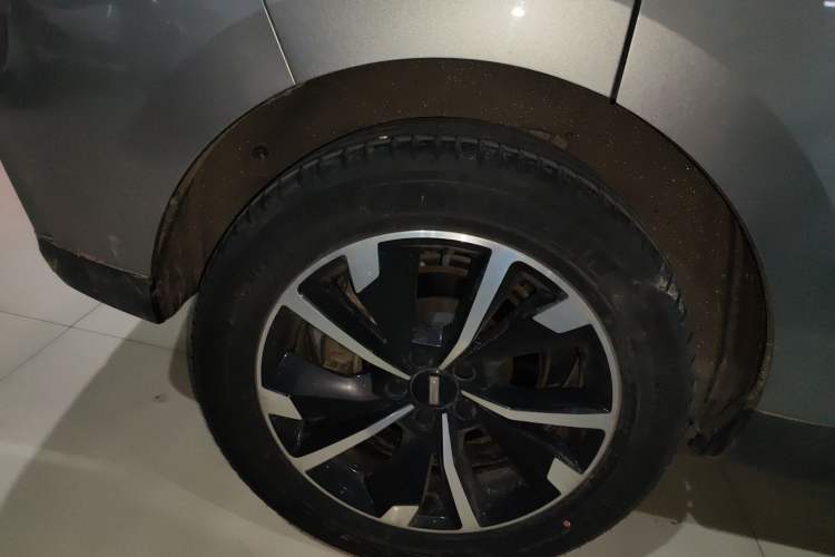 Used Wey VV5 2020 1.5T Two-Wheel Drive Smart Pioneer Right Rear Wheel Hub