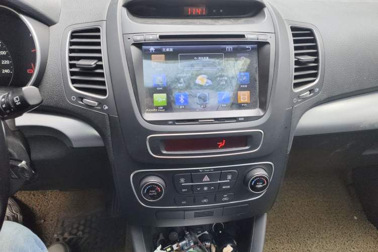 Used Kia Sorento 2013 2.4L 7-Seater Gasoline Comfort Version China IV Standard