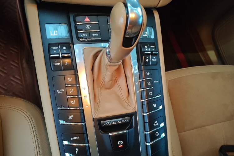 Used Porsche Macan 2014 Macan 2.0T Gear Lever