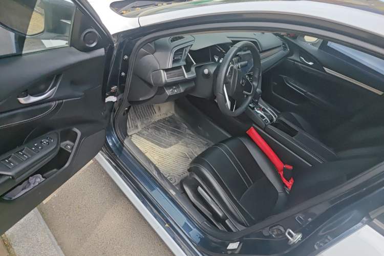 Used Honda Civic 2019 220TURBO CVT Dynamic Edition China VI Driver Seat