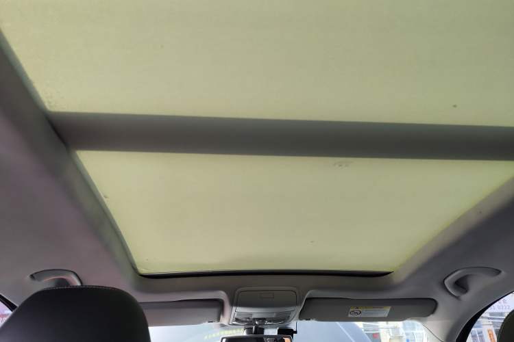 Used Volkswagen Tiguan 2015 1.8TSI Automatic Two-Wheel Drive Luxury Model Headliner