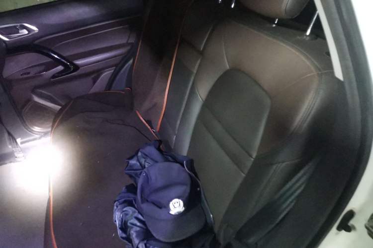 Used GAC Trumpchi GS4 2017 235T G-DCT Two-Wheel Drive Luxury Edition
