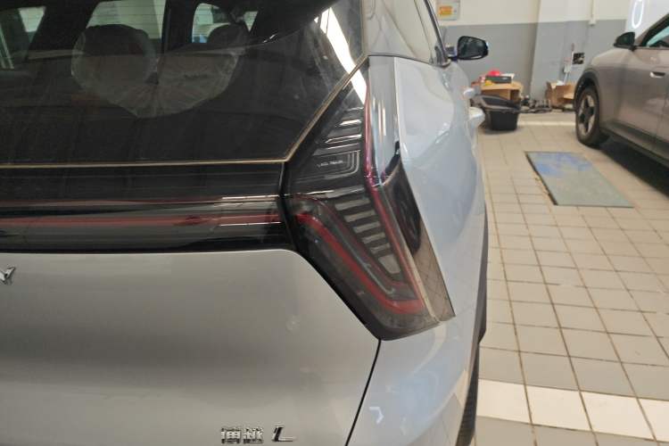 Used Geely Auto FX11 2025 4th Generation 1.5TD DCT - Shanhe Right Rear Taillight