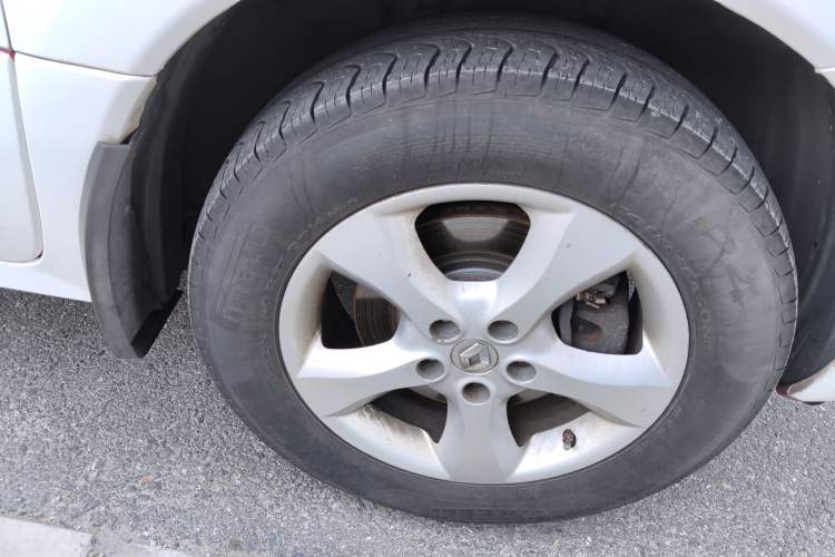 Used Renault Koleos 2012 2.5L 4x4 Comfort Edition with Navigation
