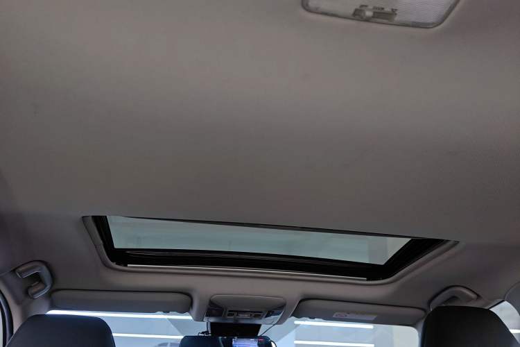 Used Toyota Wildlander 2022 2.0L CVT Two-Wheel Drive Luxury Edition
