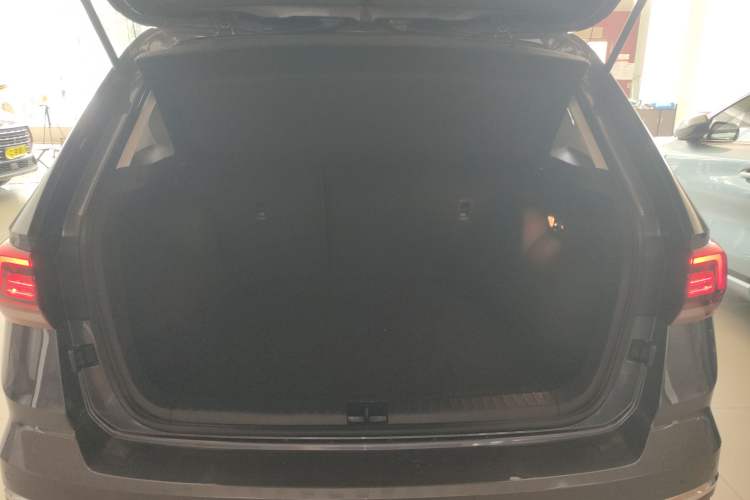 Used Volkswagen Tharu 2019 330TSI Four-Wheel Drive Luxury Edition China VI Standard