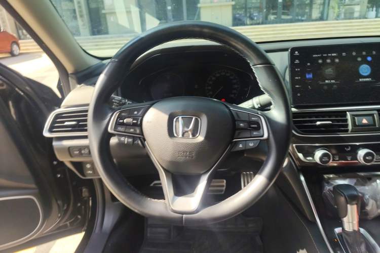 Used Honda Accord 2022 260TURBO Phantom Night · Prestige Edition Steering Wheel