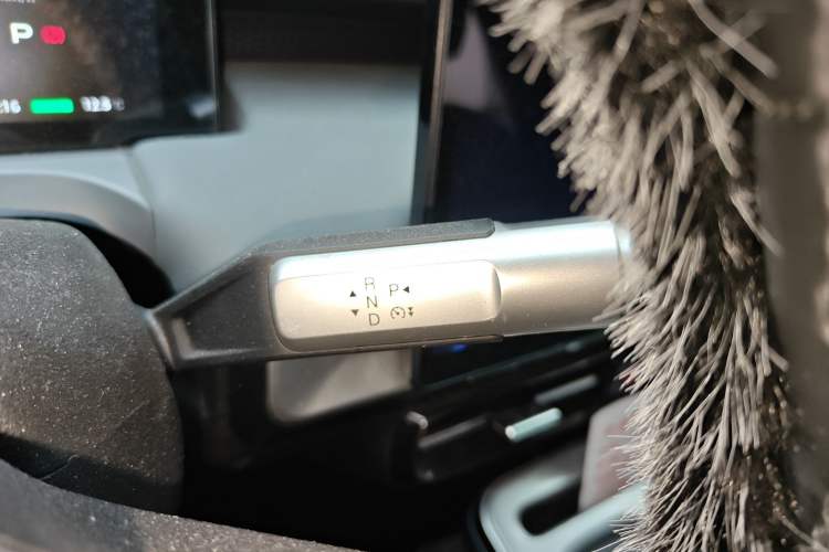 Used AION Y 2022 Plus 70 Tech Edition