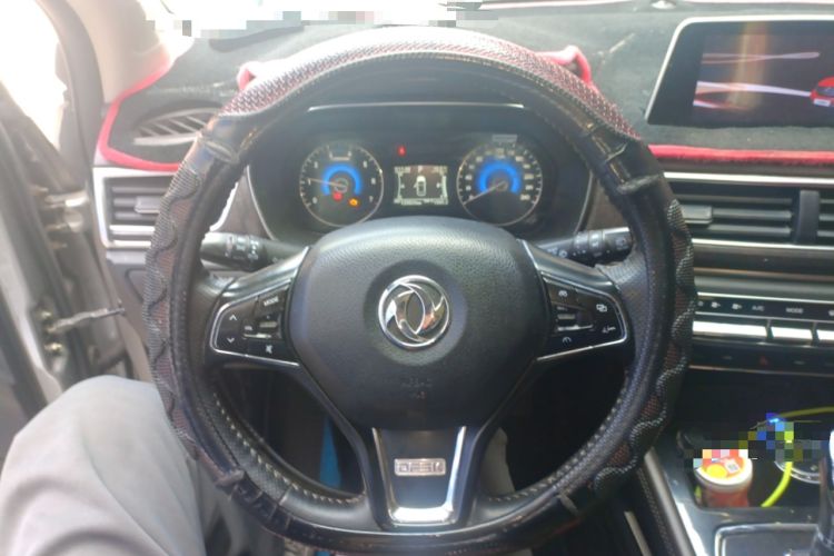 Used Dongfeng Fengon 580 2017 1.5T CVT Smart Connectivity Model