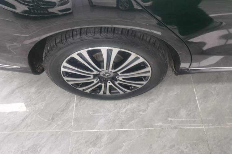 Used Mercedes-Benz C-Class 2018 C 200 L
