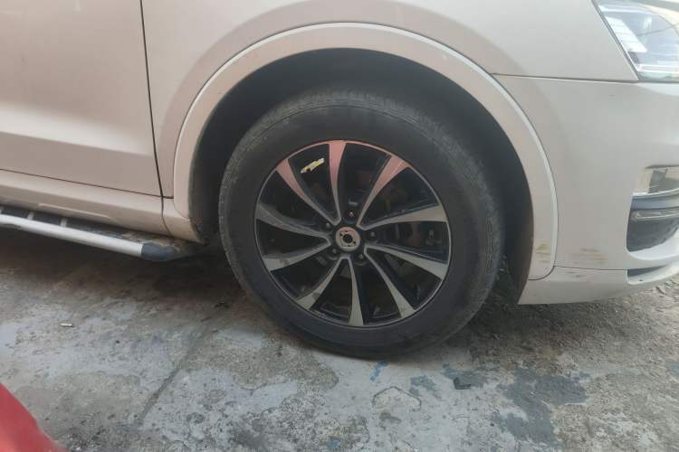 Used Zotye SR7 2016 1.5T CVT Cube Heart Edition China V Standard