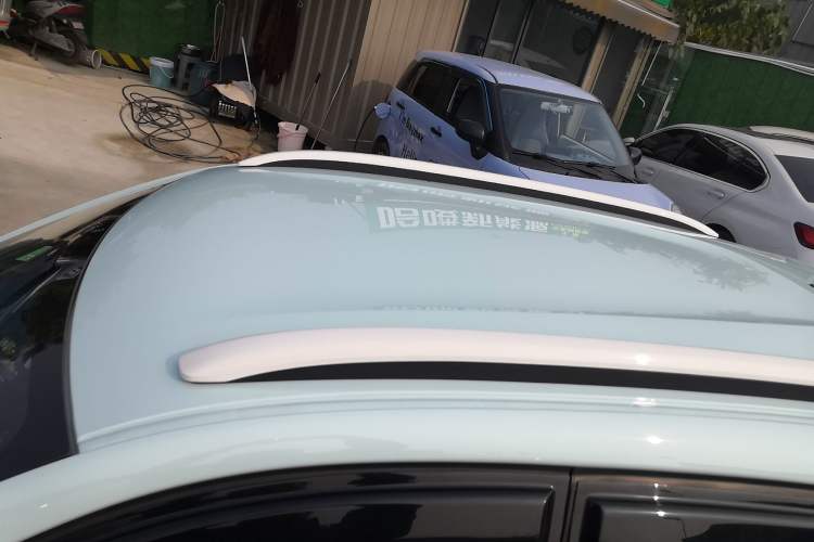 Used Dongfeng NAMMI BOX 2022 Revised Light Wind Edition 201 km Standard Version