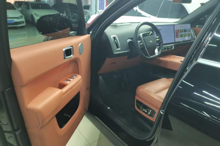 Used Li Auto L7 2024 Pro Model
