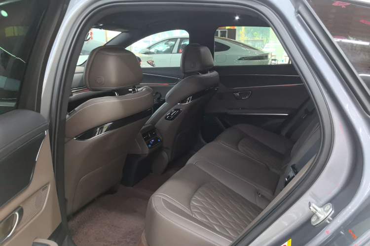 Used BYD Han 2020 EV Four-Wheel Drive High-Performance Flagship Model
