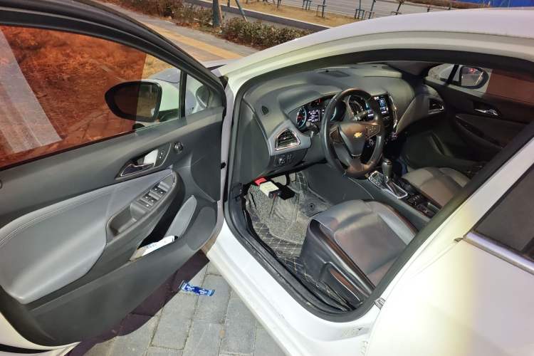 Used Chevrolet Cruze 2018 320 Automatic Xuanfeng Urban Edition