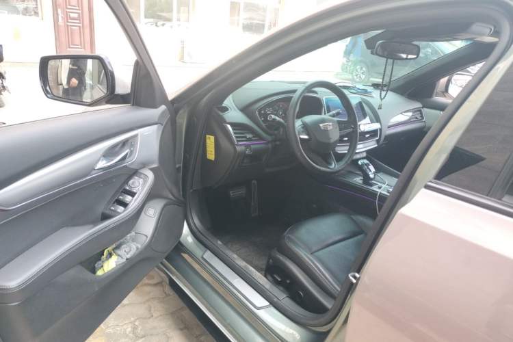 Used Cadillac CT5 2023 28T Prestige Model Driver Seat