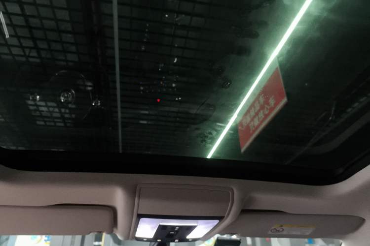 Used Volkswagen Passat 2020 330TSI Luxury Edition China VI