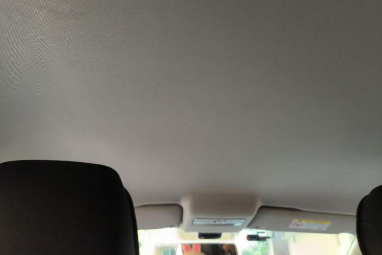 Used Volkswagen Polo 2016 1.4L Manual Fashion Model
