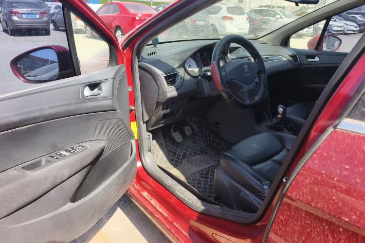 Used Peugeot 308 2014 Enjoy Edition Classic 1.6L Manual YouShang Model Driver Seat