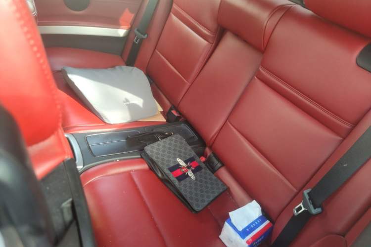 Used BMW 3 Series 2011 320i Convertible Coupe
