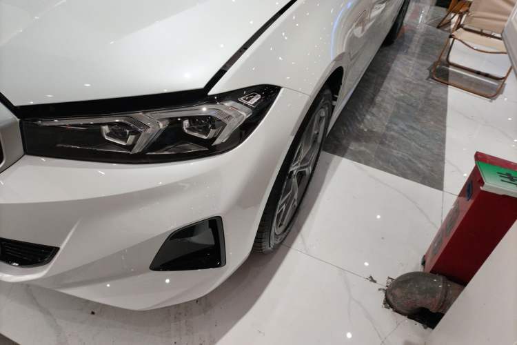 Used BMW i3 2026 Model, eDrive 35 L
