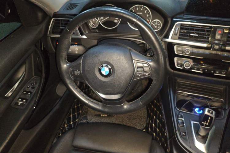 Used BMW 3 Series 2018 320Li Fashion Model
