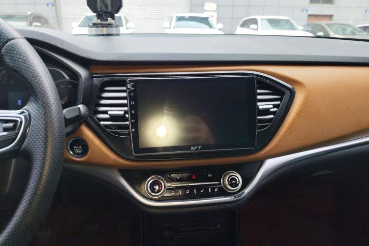 Used Land X2 2017 1.6L Manual Sharp Edition