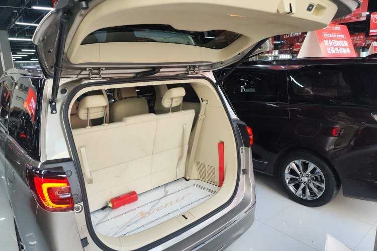 Used Buick GL8 2023 ES Lu Zun Deluxe Model
