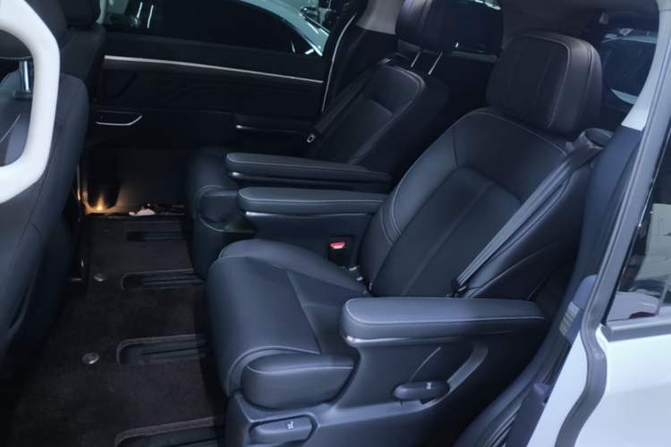 Used GAC Trumpchi M8 2024 Lingxiu Series 390T Deluxe Edition