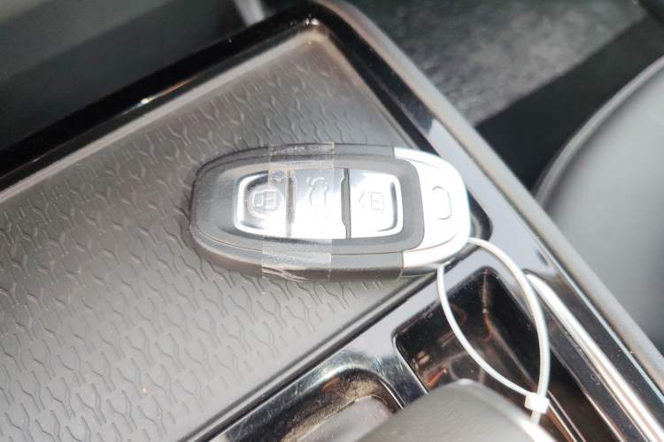 Used Hongqi E-QM5 2021 Charging Version Flagship Edition
