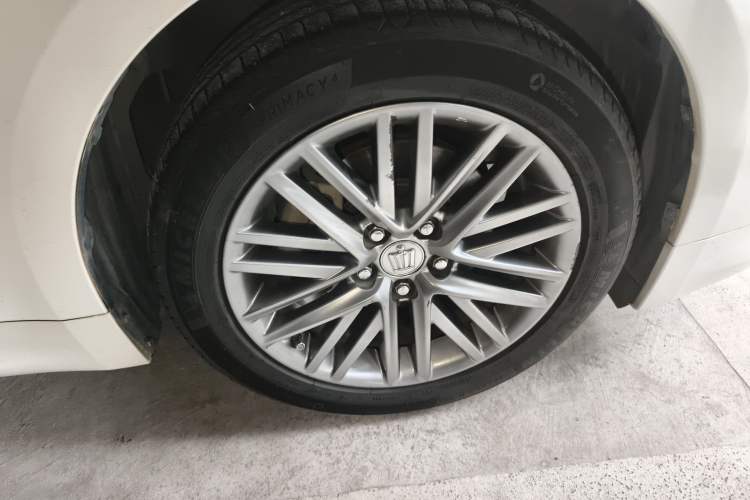 Used Toyota Crown 2017 2.0T Sport Edition
