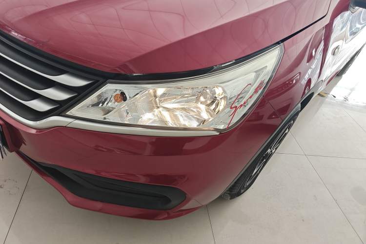 Used Baojun 310 2016 1.2L manual Comfort trim level
