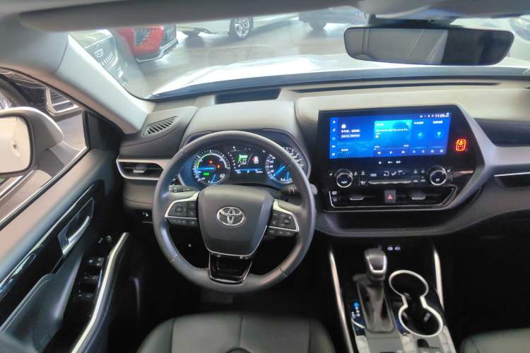 Used Toyota Highlander 2023 2.5L Smart Electric Hybrid Dual-Engine Four-Wheel Drive Prestige Version – 7 Seats