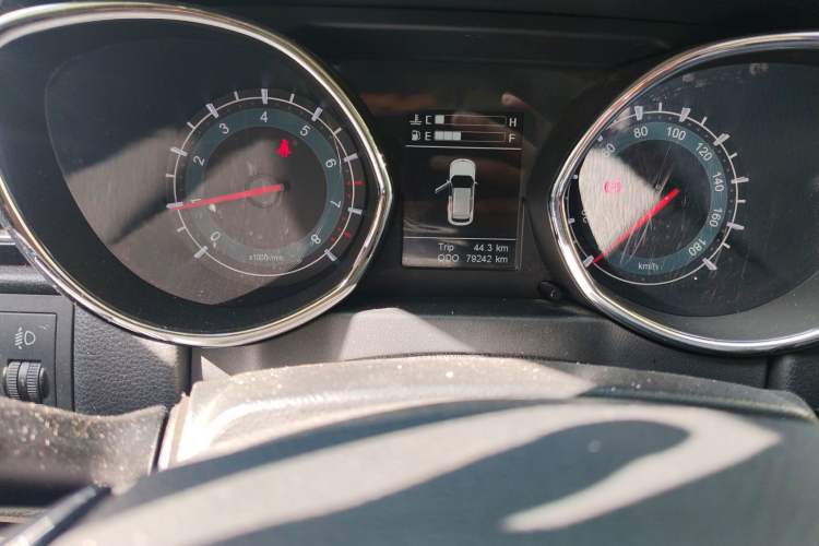 Used Lifan Auto Myway 2016 1.5L Manual Elite Version Odometer Close Up